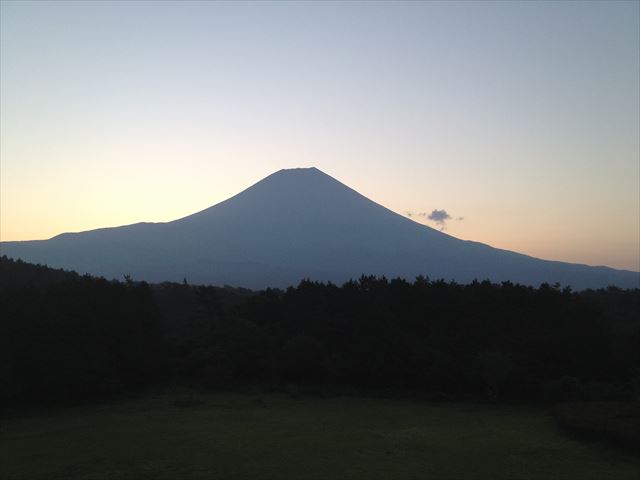 富士山(日の出前）
