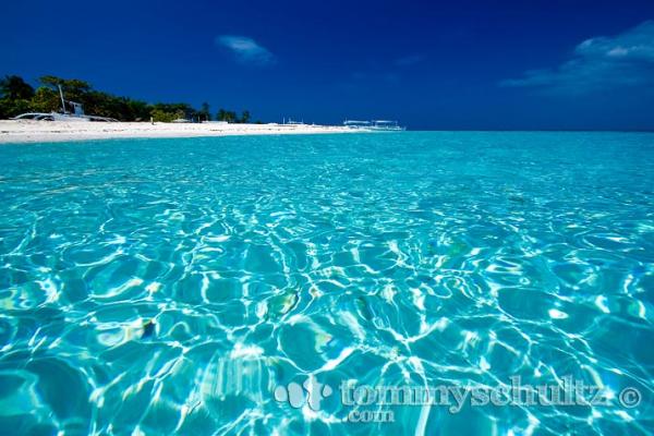 blue-water-white-sand-beach-bohol-47_201506161331549de.jpg